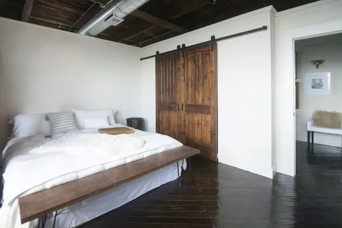 Sampson Lofts - Photo 5 of 11