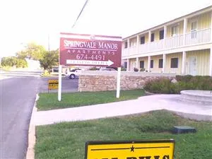 Springvale Manor - 9