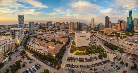 Skyhouse Dallas - Photo 22 of 35