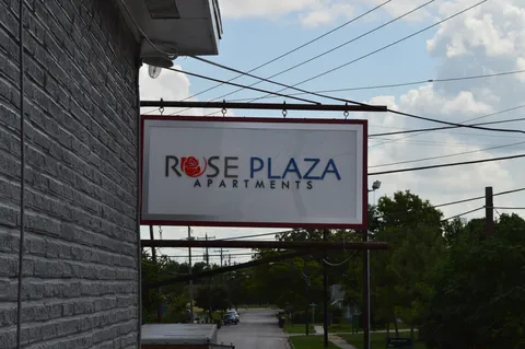 Rose Plaza - 15