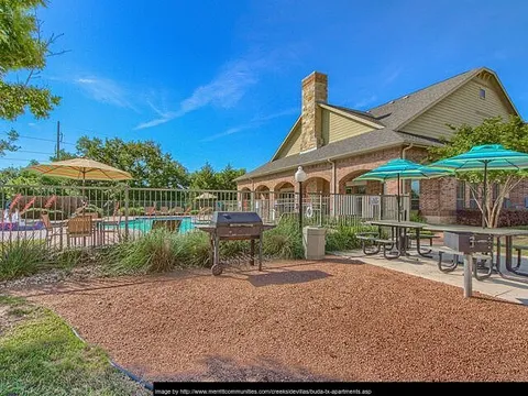 Creekside Villas Senior Village - Photo 4 of 16