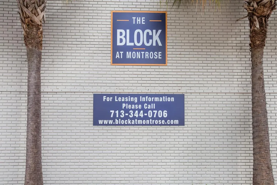 Block at Montrose - 26