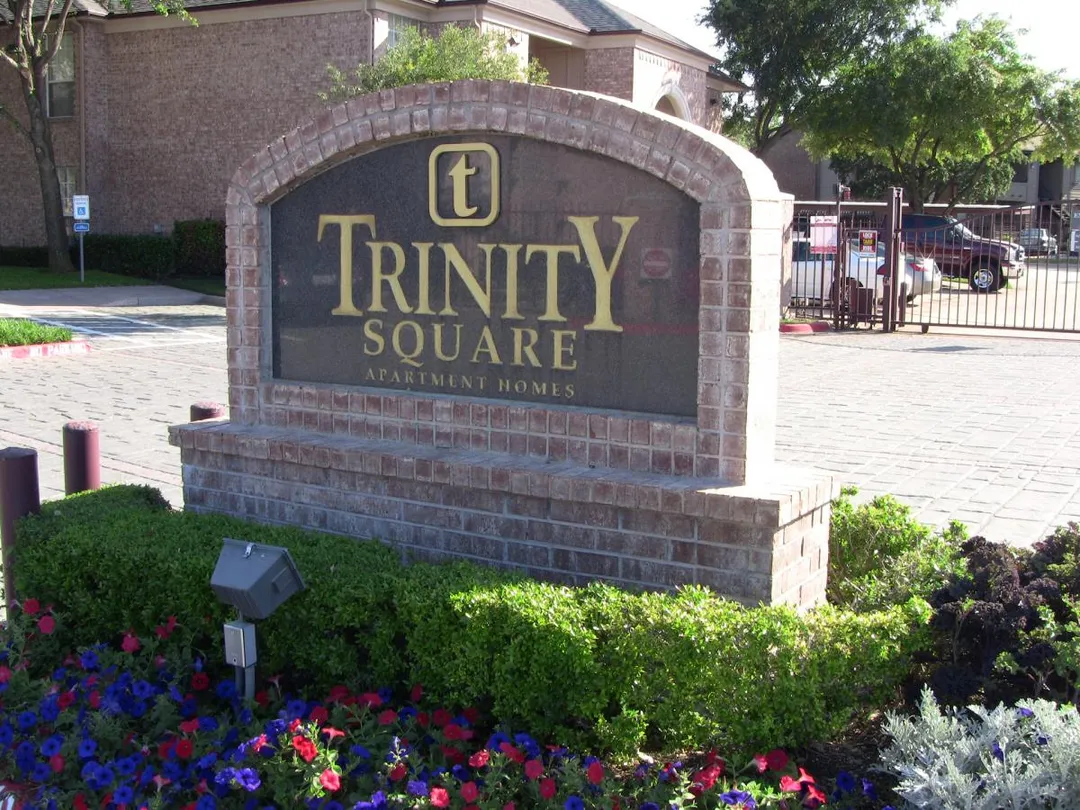 Trinity Square - 7