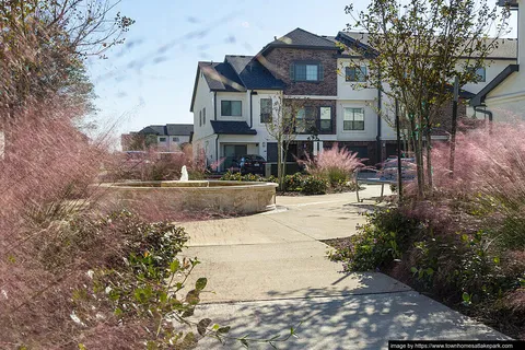 Townhomes at Lake Park - Photo 20 of 40