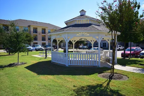 Villas on Calloway Creek - Photo 29 of 35