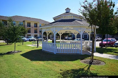 Villas on Calloway Creek - Photo 2 of 35