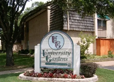 University Gardens - 13