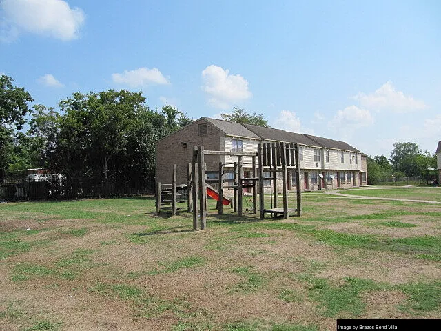 Brazos Bend Villa - Photo 9 of 15