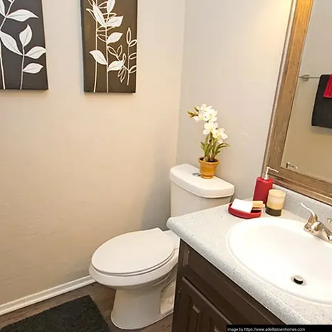 Adelita Townhomes - Photo 4 of 5