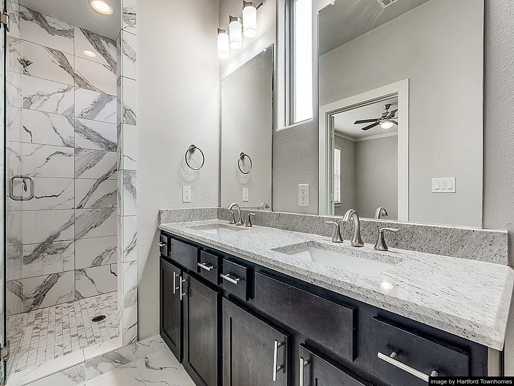 Hartford Townhomes - Photo 4 of 16