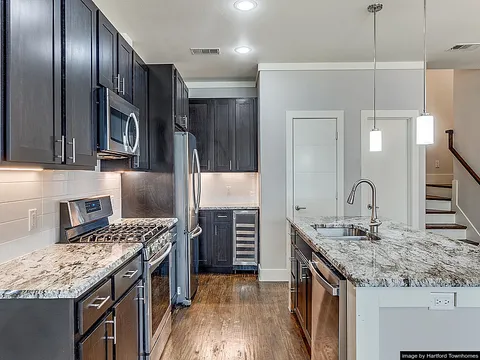 Hartford Townhomes - Photo 15 of 16