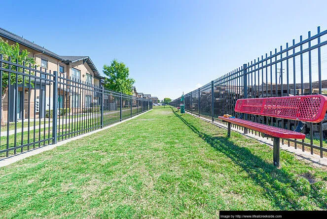 Creekside Townhomes - Photo 11 of 41