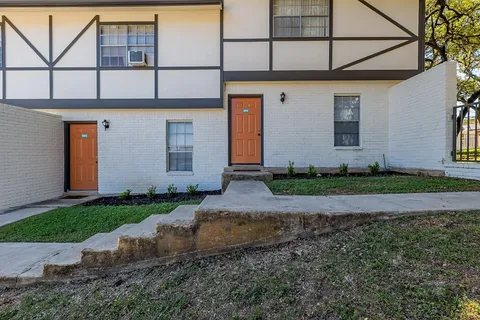 Rio Ranch Townhomes - Photo 20 of 36