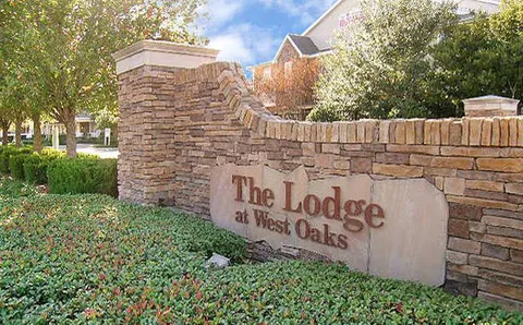 Lodge at West Oaks - 9
