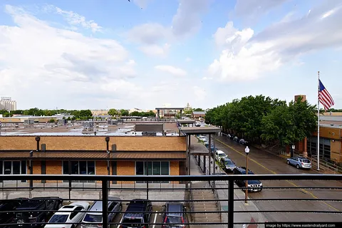 East End Lofts at the Railyard - Photo 26 of 32