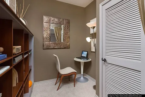 Estancia Townhomes - Photo 2 of 32