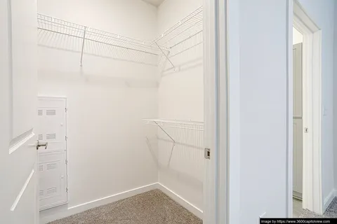 3600 Capitol View - Photo 11 of 26