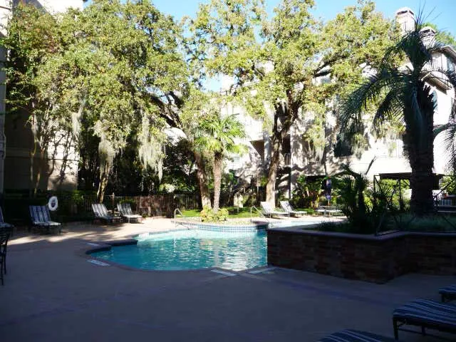 Post Oak at Woodway - Photo 23 of 55