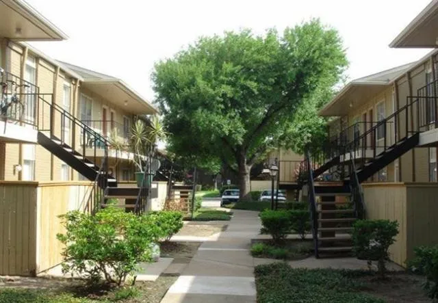 Meyerland Court - Photo 25 of 62