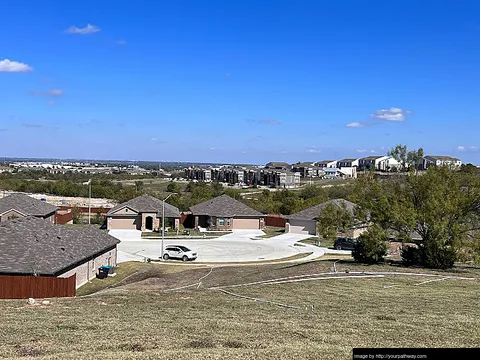 Pathway Homes Highlands at Chapel Creek - Photo 2 of 4