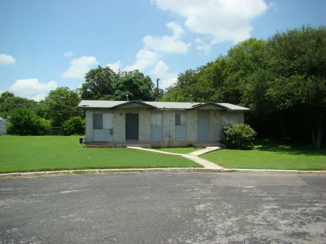 Brookview Duplexes - Photo 10 of 18