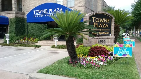 Towne Plaza - Photo 19 of 31