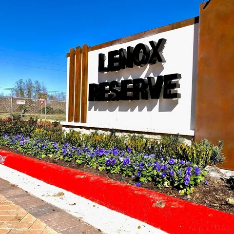 Lenox Reserve - 19