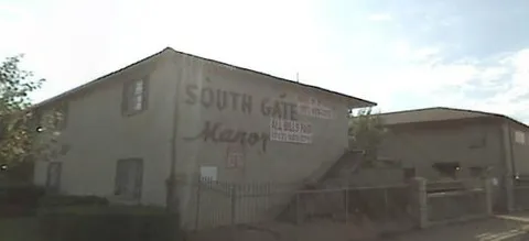 South Gate Manor - 7