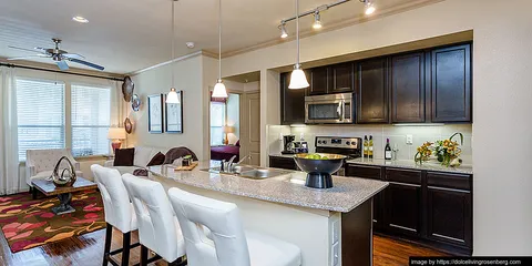 Dolce Living at Rosenberg - Photo 15 of 45