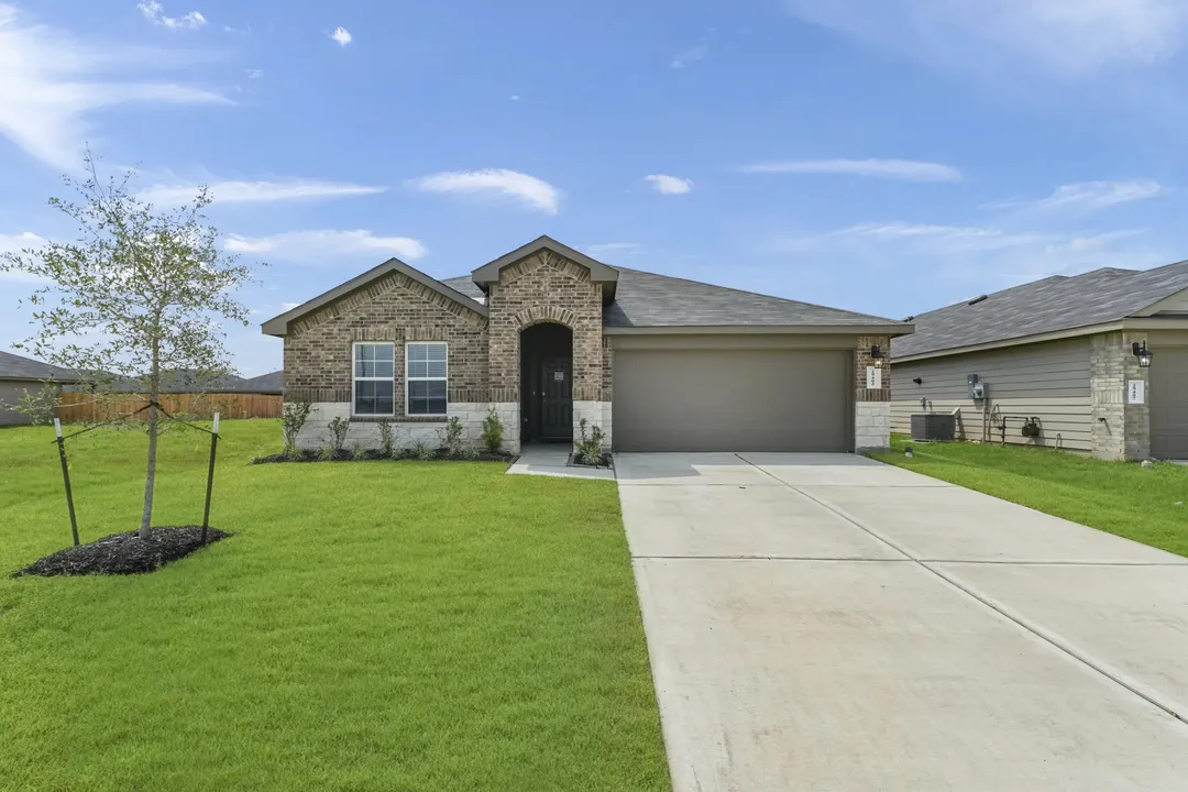 Covey Homes Tamarron - Photo 2 of 32