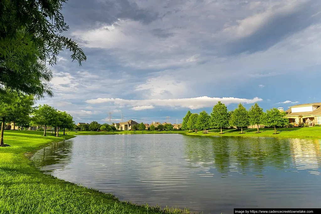 Cadence Creek at Towne Lake - Photo 4 of 15