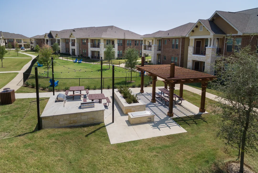 Enclave at Mira Lagos II - Photo 6 of 25