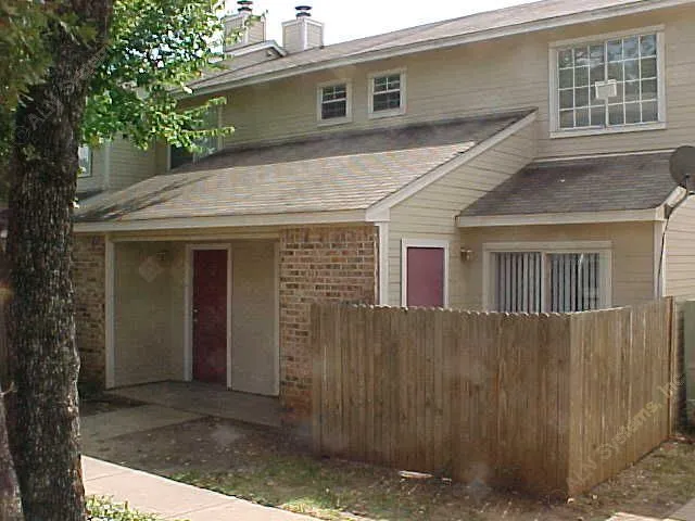 Radford Place Townhomes - Photo 1 of 7