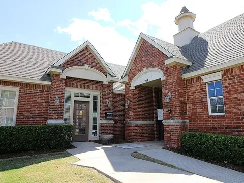 Oaks Estates of Coppell - Photo 16 of 28