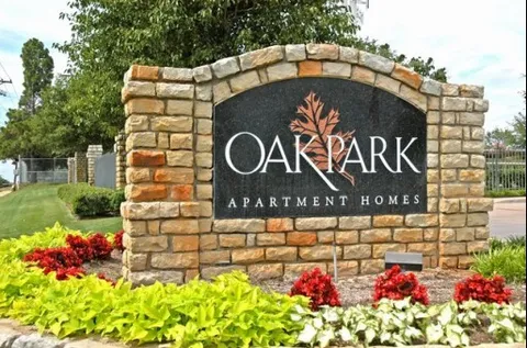 Oak Park - 24