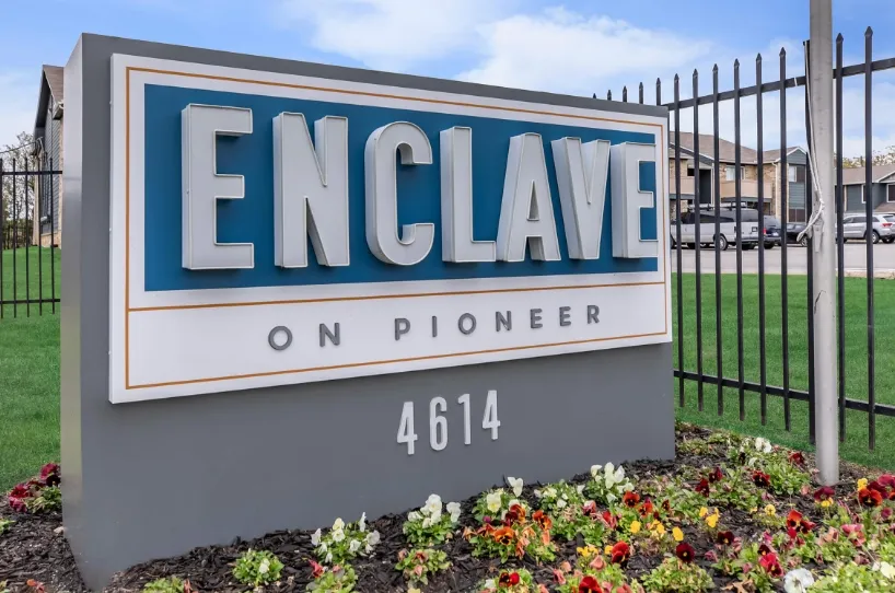 Enclave on Pioneer - Photo 13 of 25