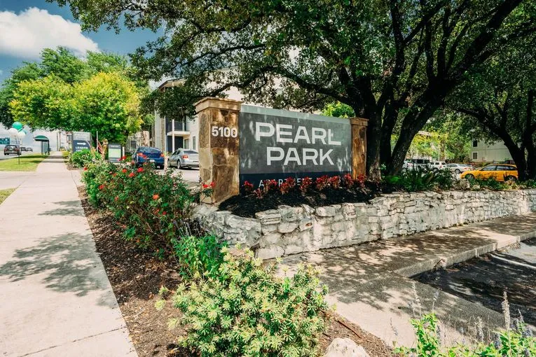 Pearl Park - 26