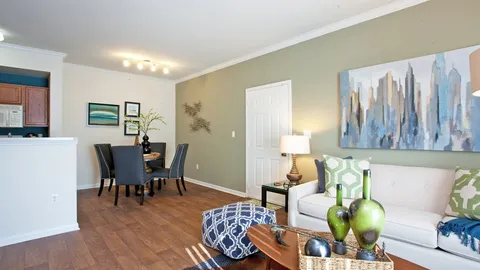 Indigo Pointe - Photo 26 of 32