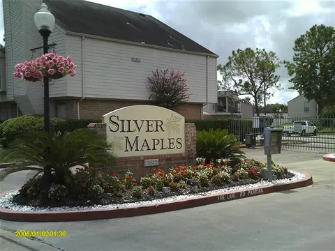 Silver Maples - 24