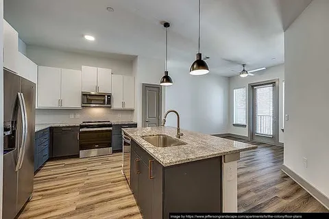 Jefferson Grandscape - Photo 38 of 39