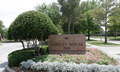 Ashley House - 10
