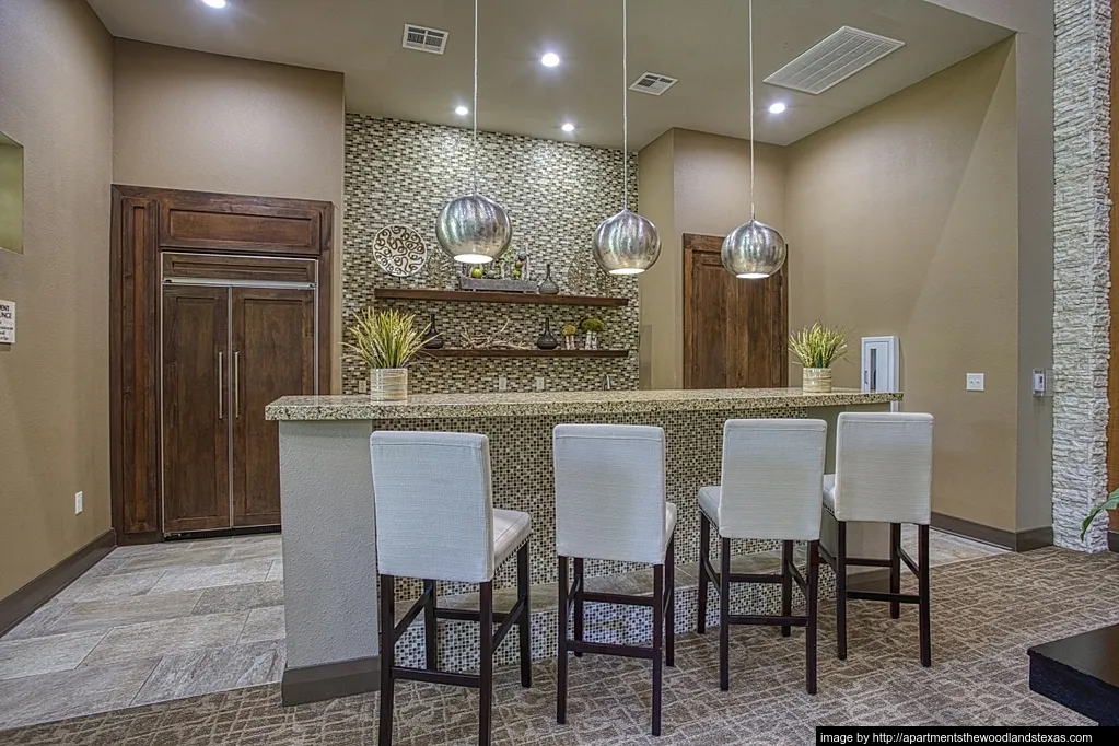 Woodlands Lodge - Photo 5 of 49