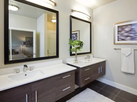 Allure Luxury Apartments & Townhomes - Photo 32 of 32