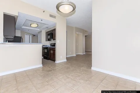 Enclave at 1550 - Photo 17 of 43