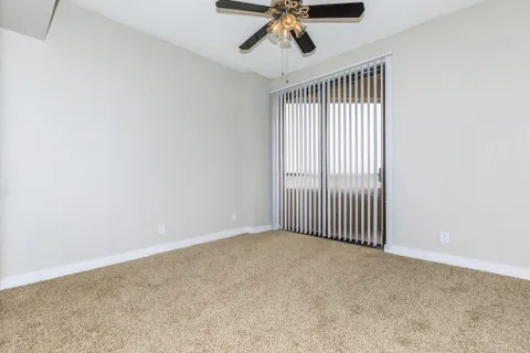 Enclave at 1550 - Photo 19 of 43