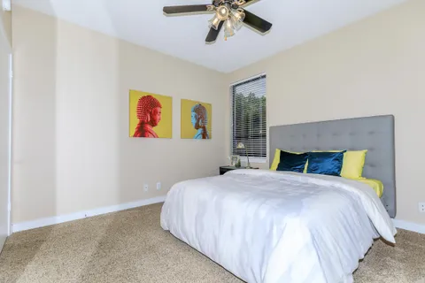 Enclave at 1550 - Photo 21 of 43