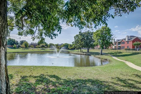 Lakeside at Coppell - Photo 2 of 37