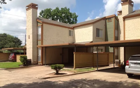 Ambiance Townhomes - Photo 16 of 30