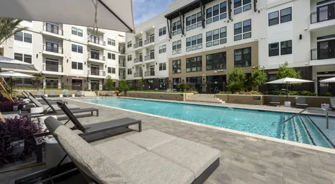 Rosslyn at Garden Oaks - Photo 1 of 23