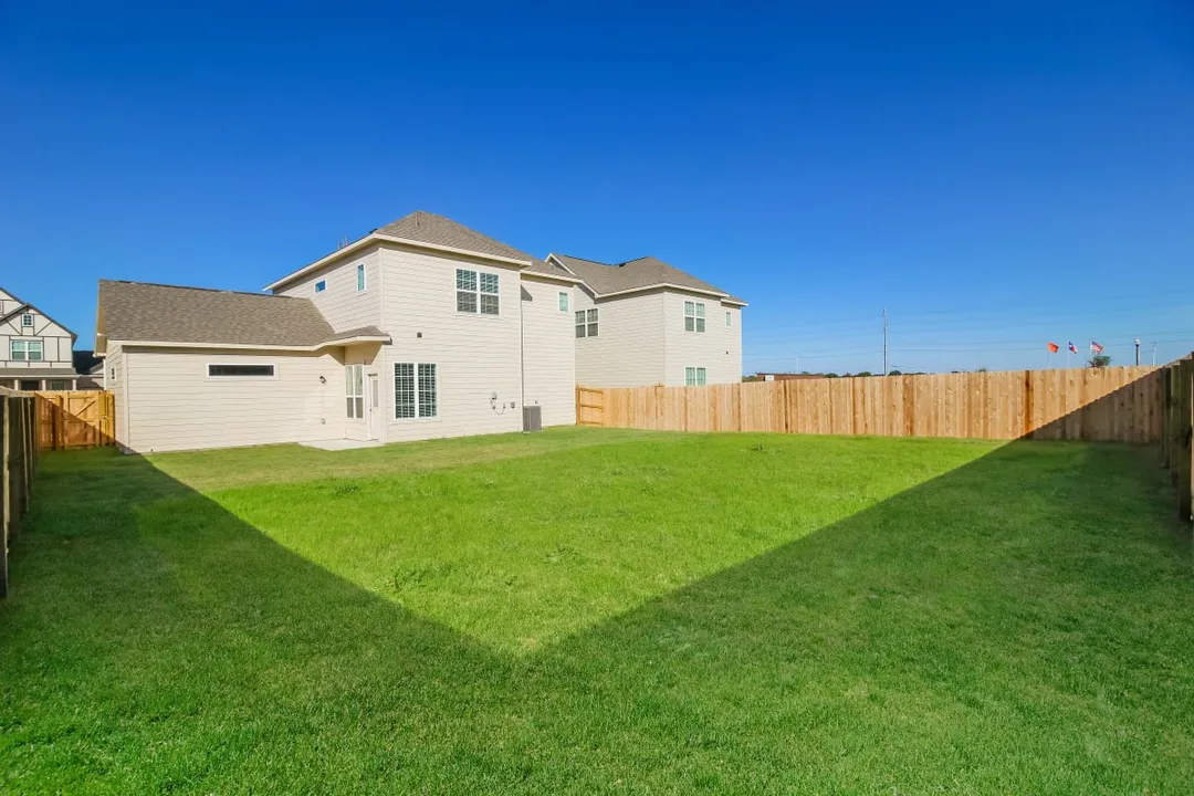 Residences at Rayzor Ranch - Photo 8 of 35